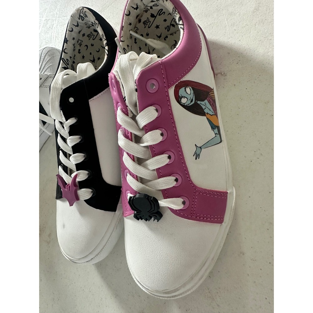 Disney Nightmare Before Christmas Jack Sally Mismatched Sneakers Womens 9 White